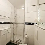 Am Salzhaff Nur 100 Meter Vom Entfernt Mit Balkon Apartmán