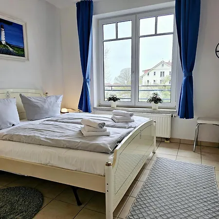 Am Salzhaff Nur 100 Meter Vom Entfernt Mit Balkon * Rerik